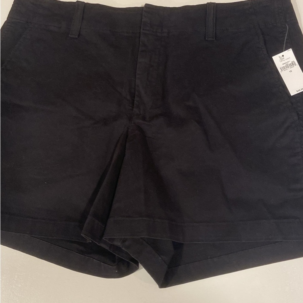 GAP 4” Women's downtown khaki Shorts in black NWT